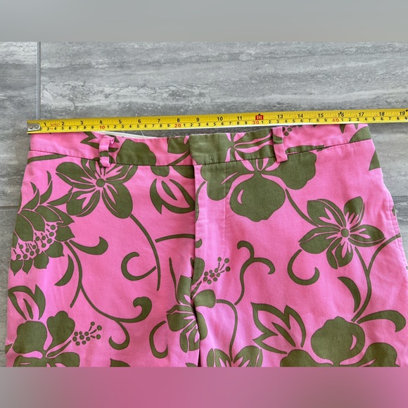 Trina Turk Men’s Shorts - Picture 4 of 5